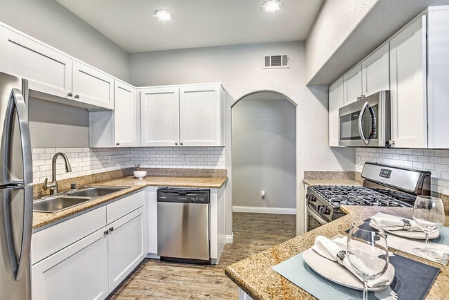 The Avondale - The Avondale Apartamentos