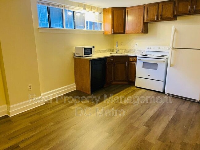 815 Maryland Ave NE Unit 2
