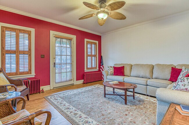 Photo - 124 Main Ave