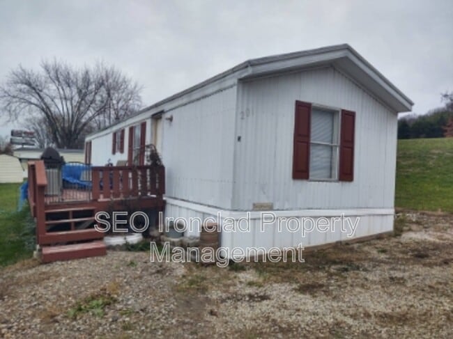 Building Photo - 62846 Byesville Rd