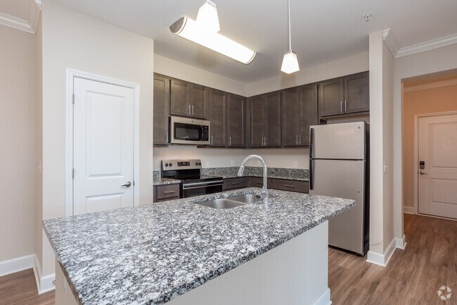 2BR, 2BA - 1,185SF - Kitchen