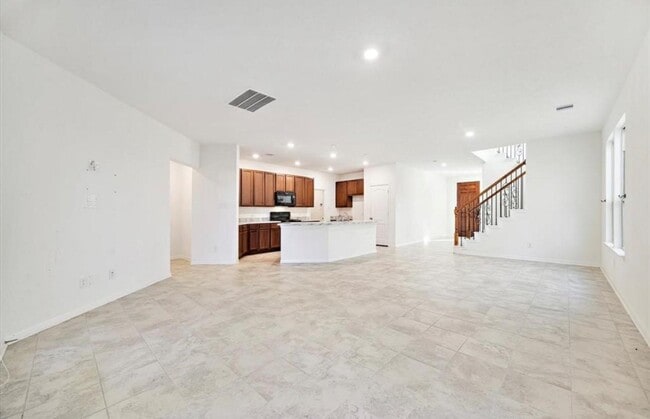 Photo - 6546 White Tail Ct