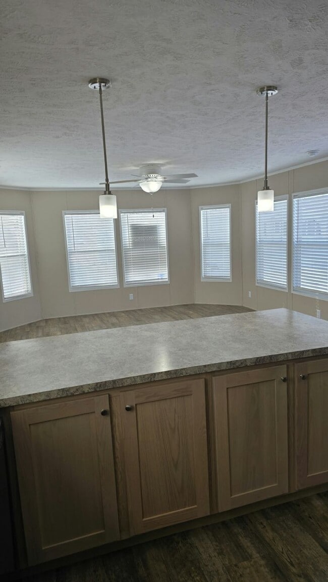 Photo - 5156 Exeter Ave