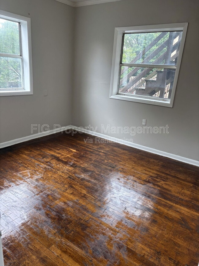 Photo - 429 W G St Condo Unit 11