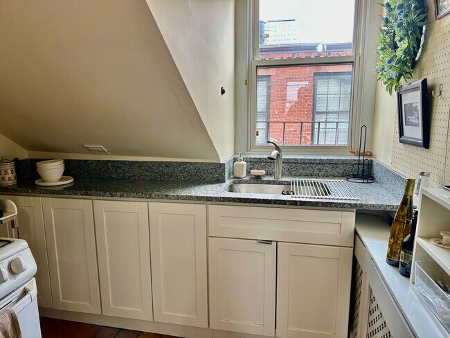 Photo - 32 Irving St Unit 4