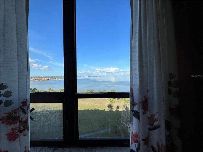 Photo - 2618 Cove Cay Dr Unit 909