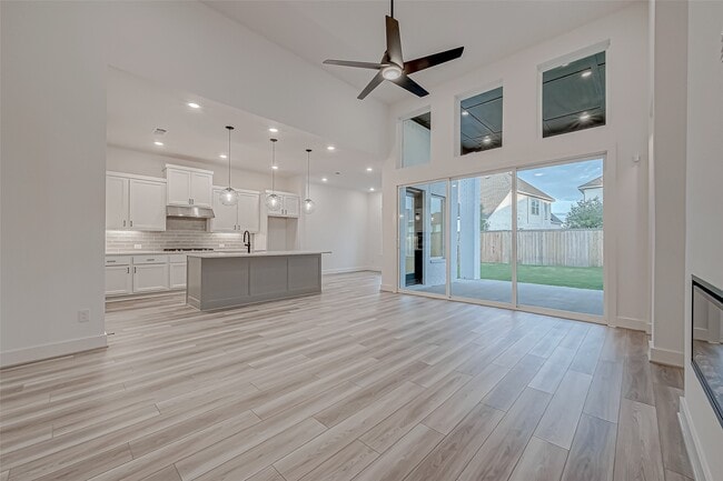 Photo - 26914 Arethusa Ct