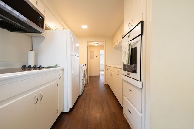 Photo - 206 N Wall Ave