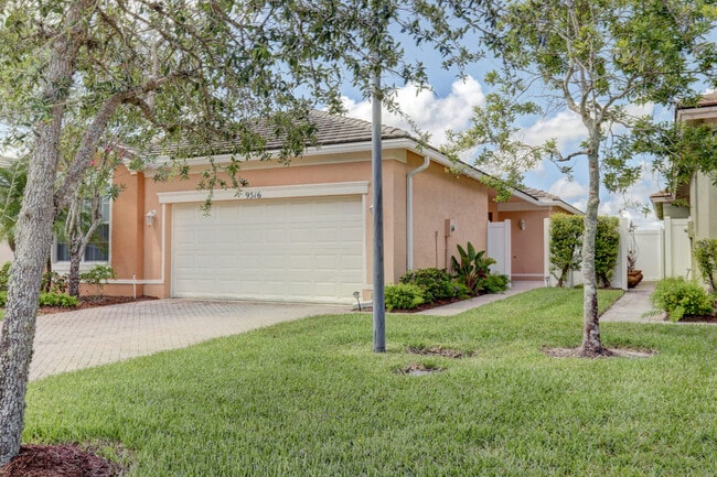 Photo - 9516 SW Flowermound Cir