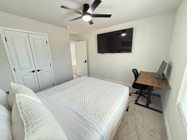 Photo - 4045 Grommet Ct