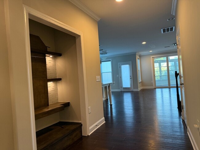 Photo - 120 Bailey Park Ct