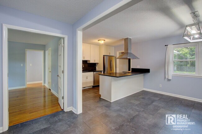 209 Chucker Dr