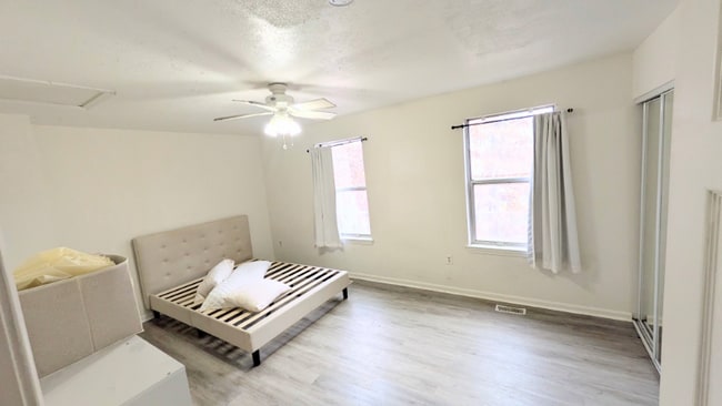 Photo - 7403 Morrison Dr