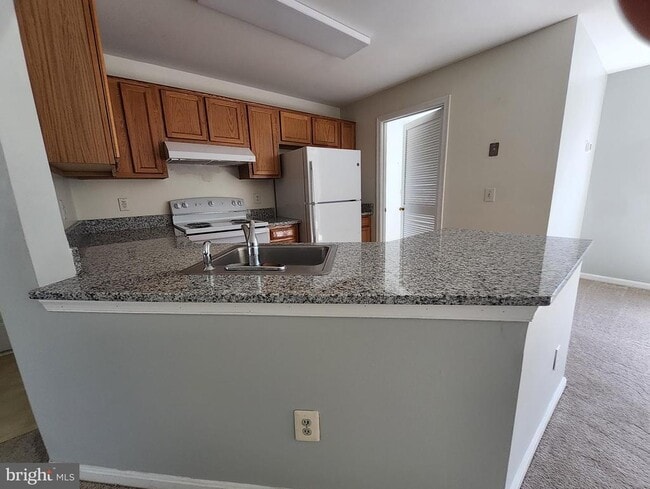 Photo - 203 Fernwood Pl