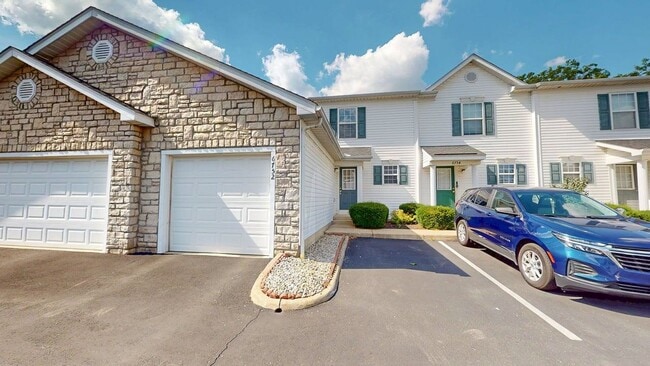 Building Photo - 6752 Lagrange Dr