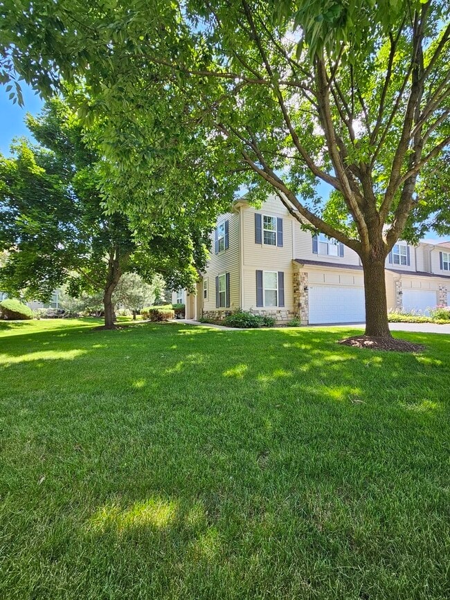 Photo - 749 Dillon Ct