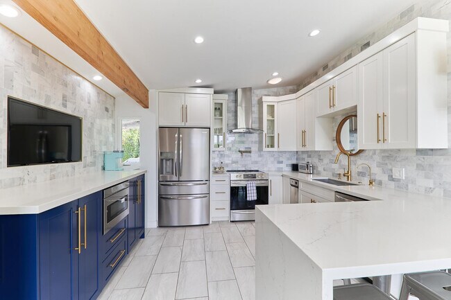 Photo - 8113 E Redwing Rd