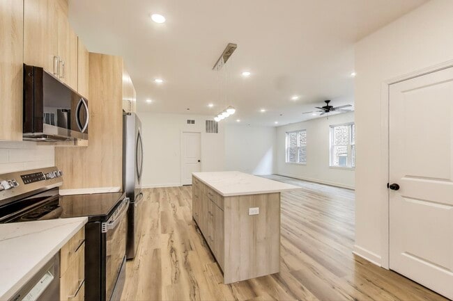 Photo - 5126 S Kenwood Ave Unidad 201