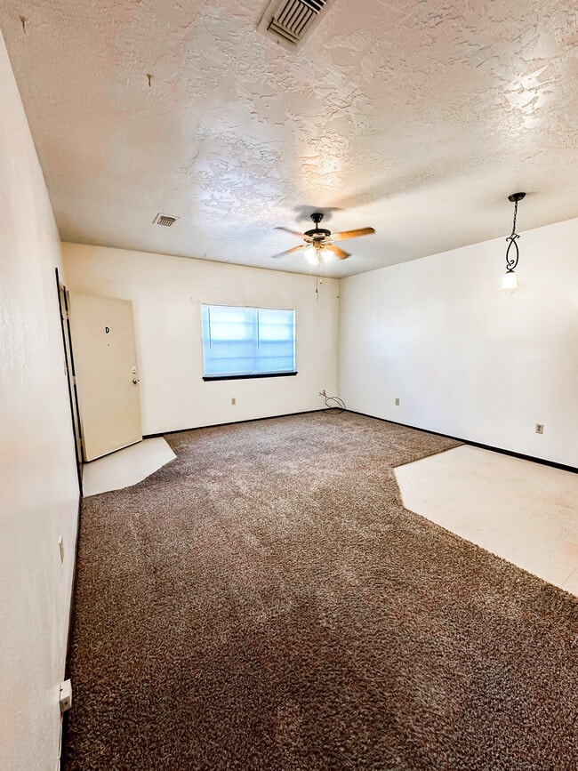 Photo - 2602 SW D Ave