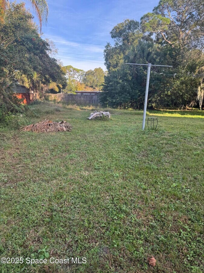 Photo - 358 Palm Ave