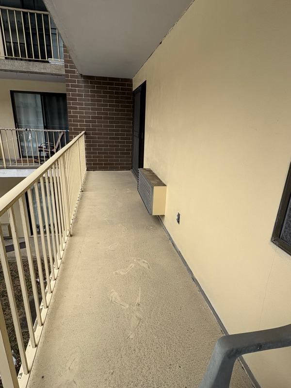 Photo - 2106 Kanawha Blvd E