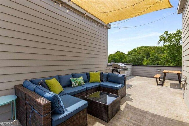 Photo - 1265 Wright Ln SE