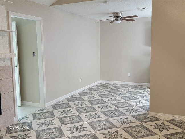 Photo - 11654 Woodbuck Trail