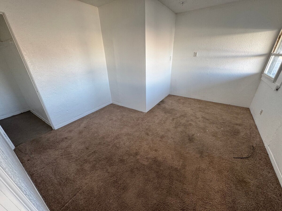 Photo - 618 Basin St NW Unit Apt. H