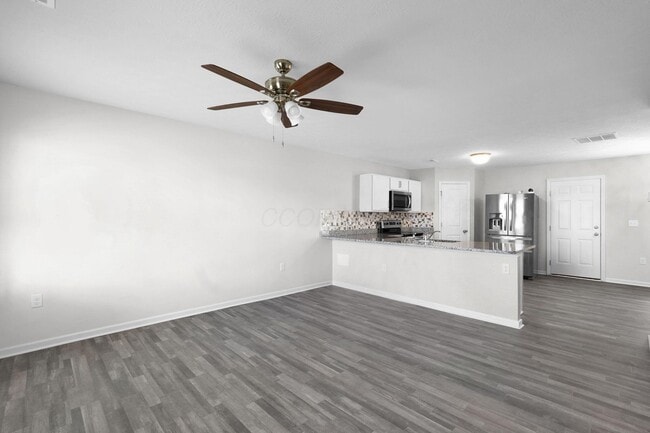 Photo - 1881 Erika Dr