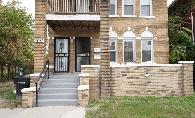 Building Photo - 12078 N Martindale St Unit Lower