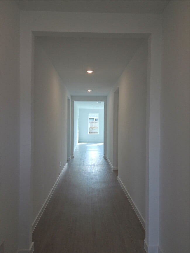 Photo - 6511 Silver Emperor Ln