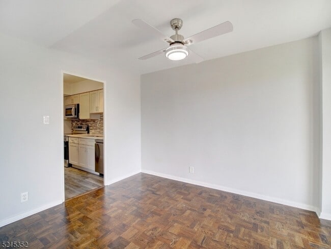 Photo - 377 S Harrison St Unidad 4A