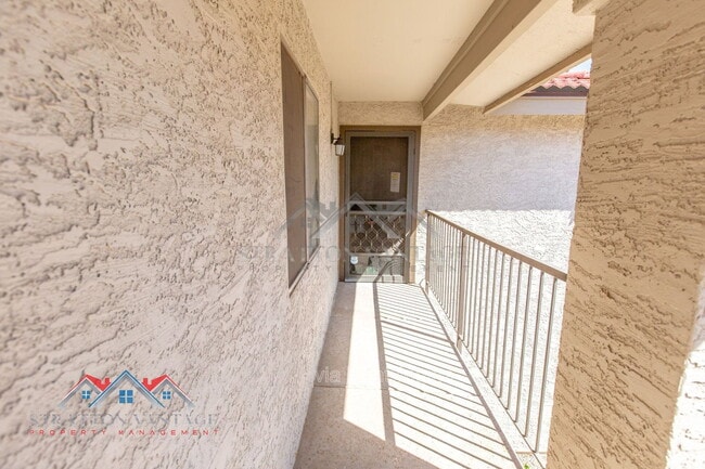 Photo - 10610 S 48th St