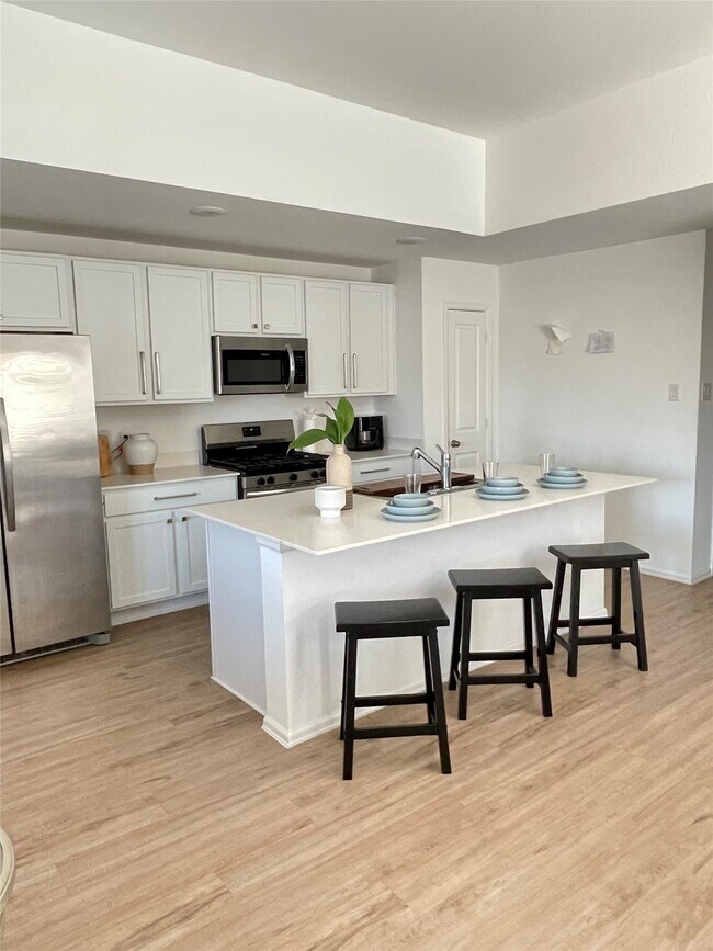 Photo - 21723 Piscinola Ln