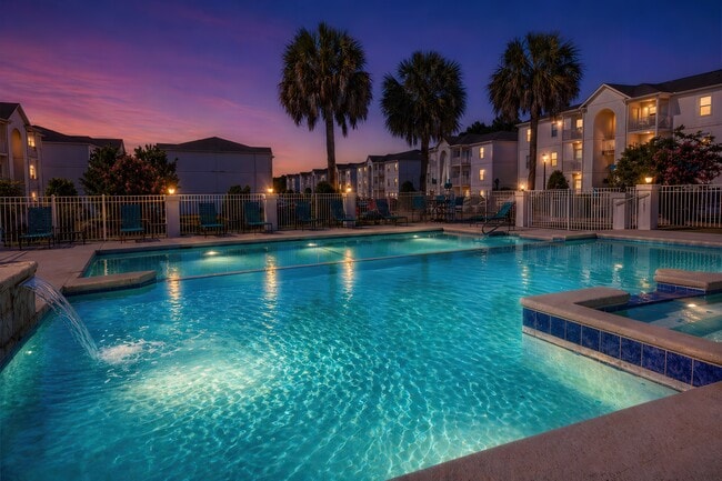 Building Photo - Legacy at Beach Club