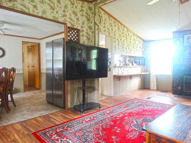 Sala de estar - 118 W Rogers St