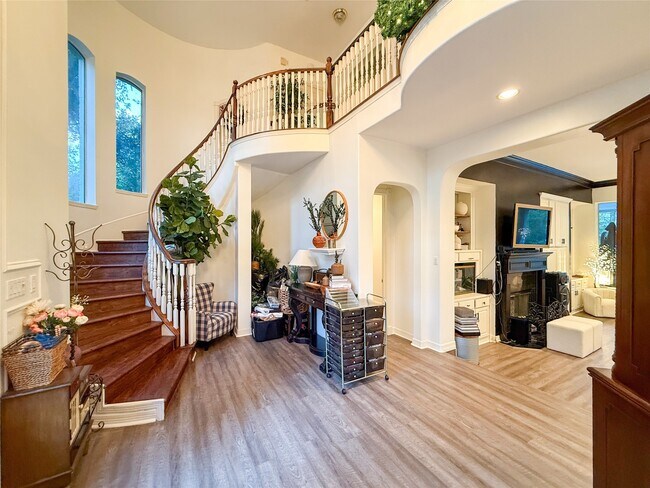 Photo - 15318 Beecham Dr