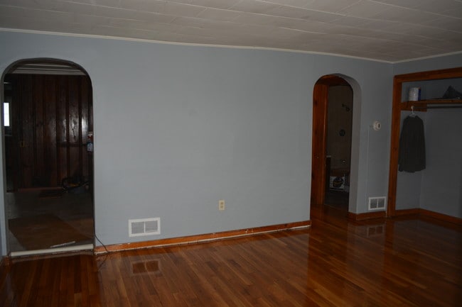 Living Room - 127 Sheldon Ave Unit 127
