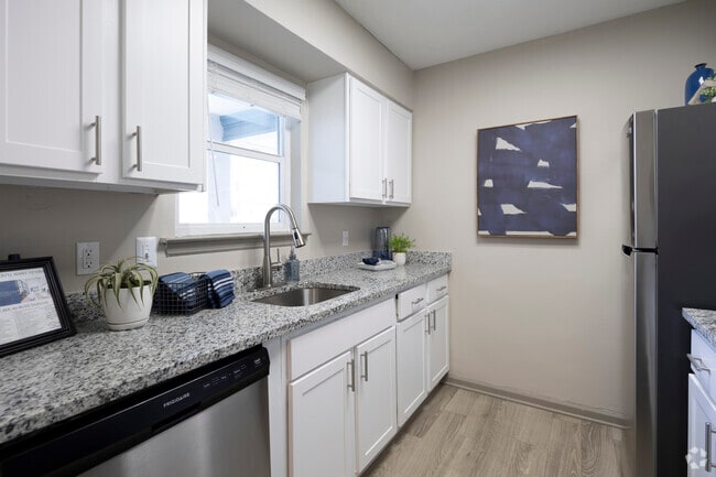 2Br, 2BA Model - 1,160SF - Kitchen - The Palmer on Washington