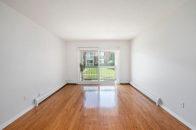 Photo - 2440 Parmenter Blvd Unit 2440 Parmenter Blvd #105