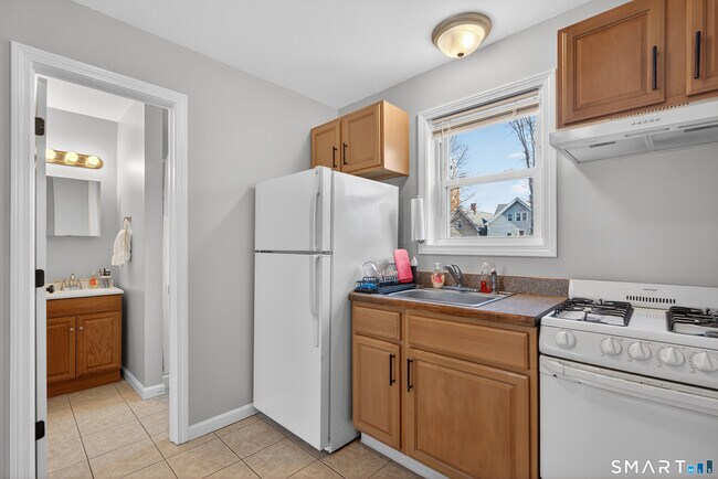 Photo - 85 Bishop St Unidad A