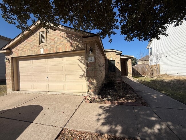 Building Photo - 8904 Winter Haven Rd