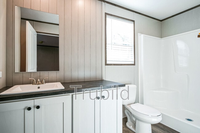 Photo - 1915 Cardell Rd