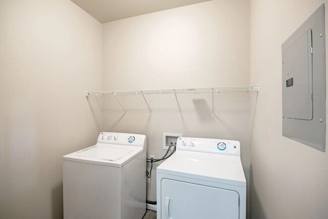 West Creek Crossing Apartments