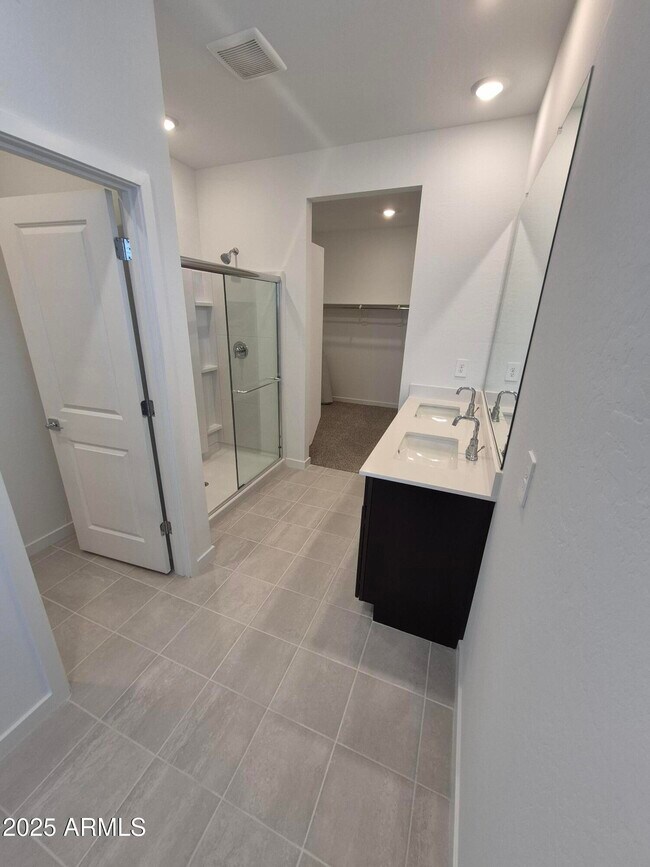 Photo - 37097 W Prado St