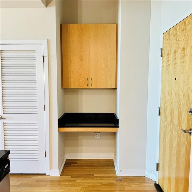 Photo - 400 W Peachtree St NW Unit 3115