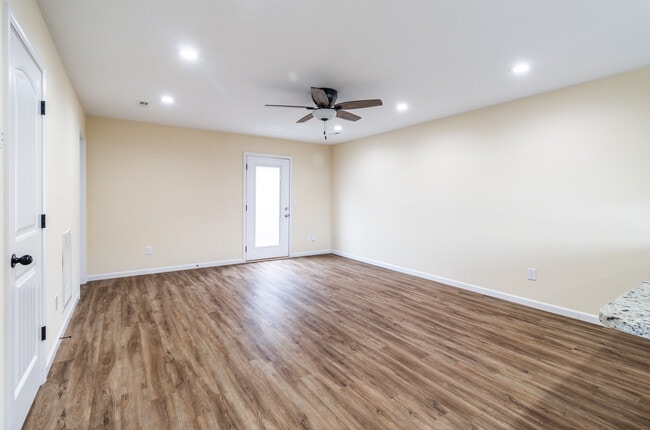 Photo - 936 Warrior Hill Dr