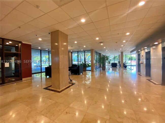 Photo - 400 Kings Point Dr Unit 811