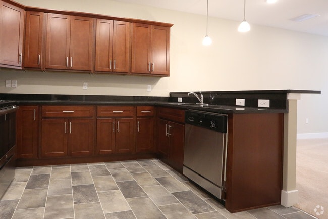 Kitchen - Woodland Hills