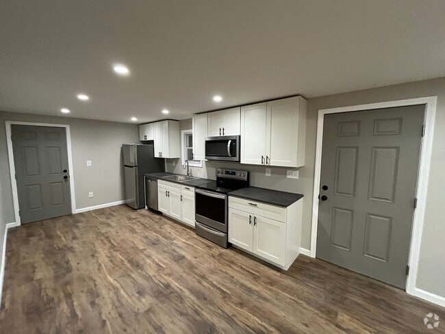 Building Photo - 1518 Collier Ave Rental